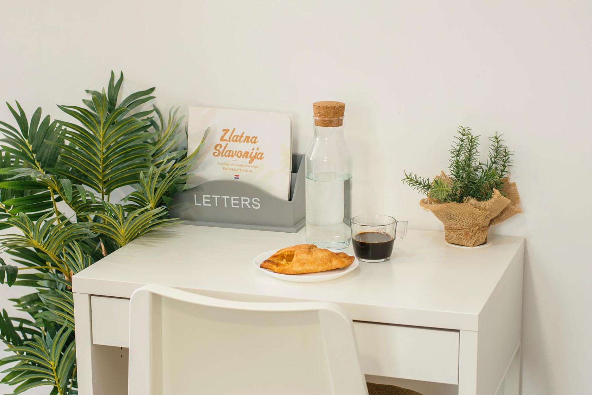 Goodlife Studio Apartment Pozsega Kültér fotó